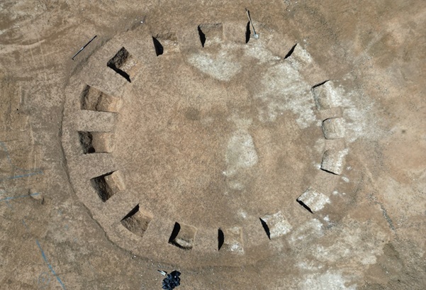 Reliable archaeological surveys with low cost RTK kit site